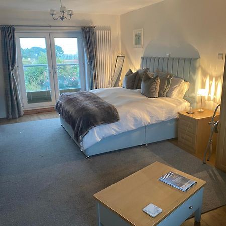 Downsfield Bed And Breakfast St Ives Exterior foto