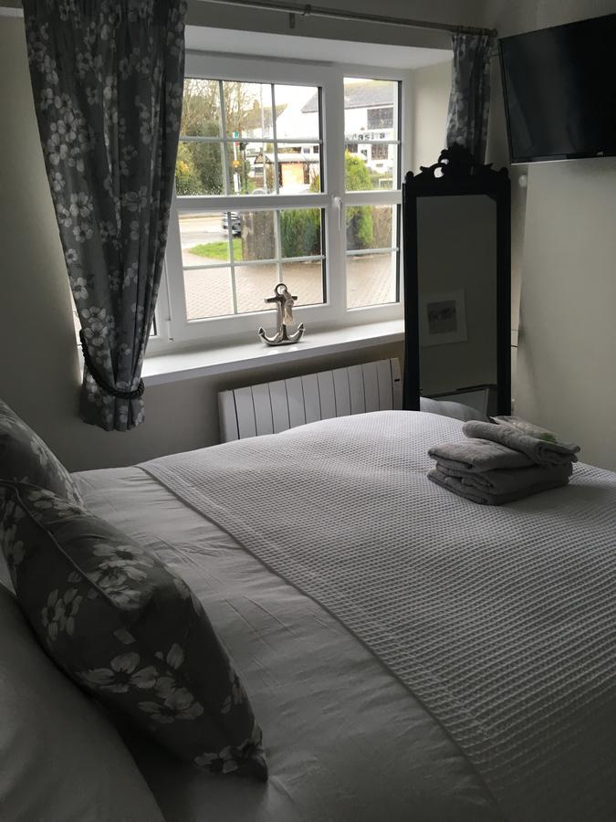 Downsfield Bed And Breakfast St Ives Exterior foto